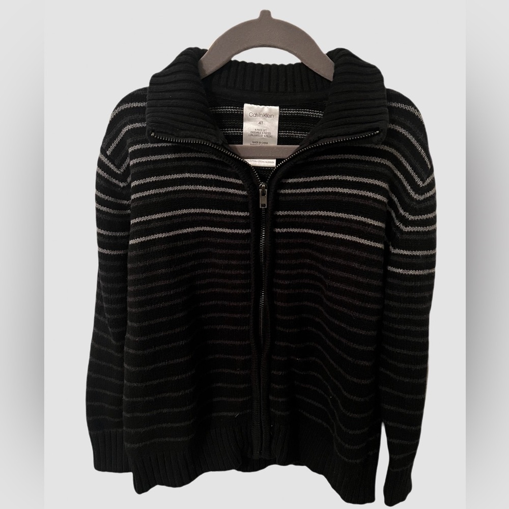 Boys 4T Calvin Klein zip up sweater